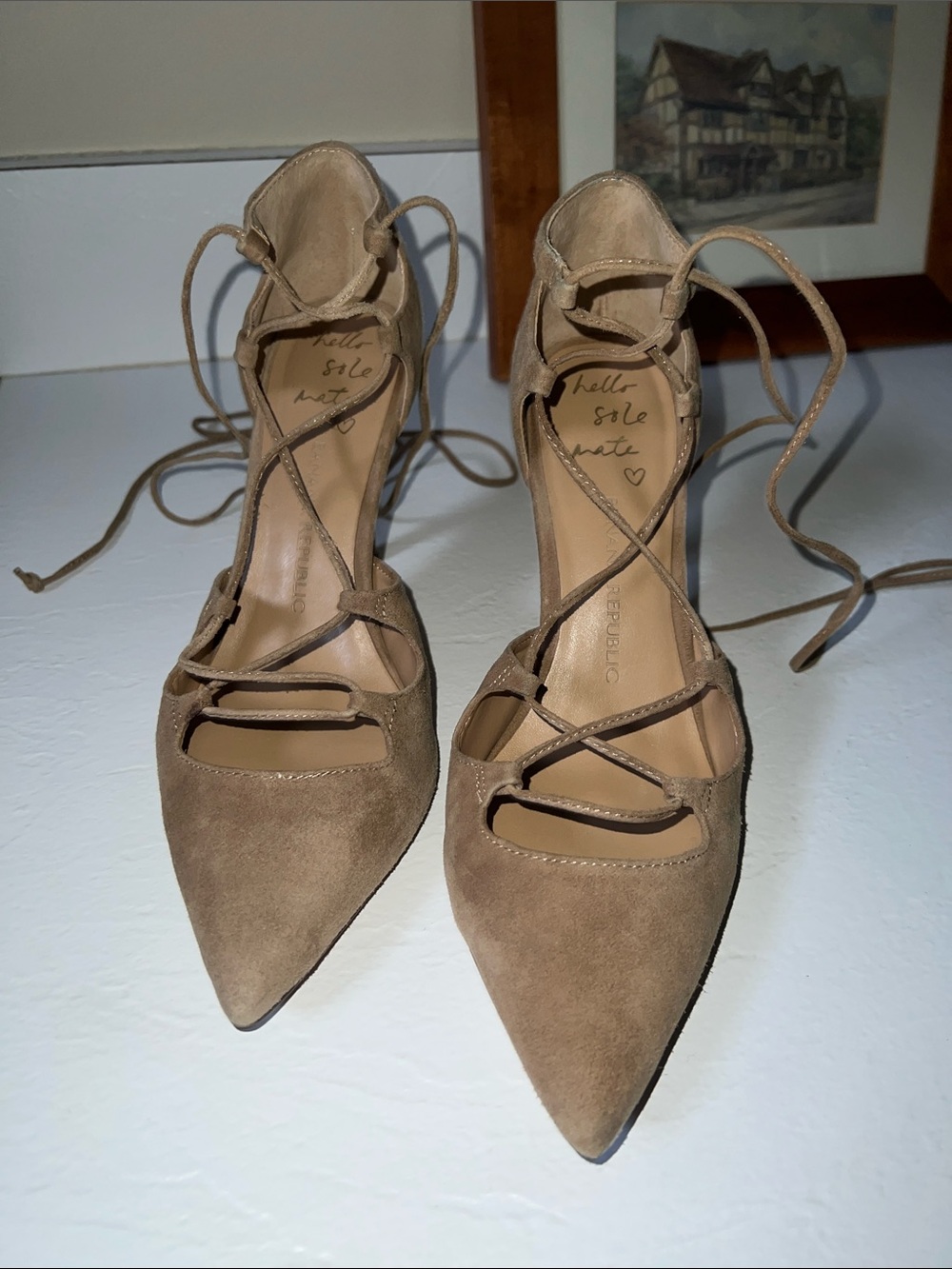 Banana Republic Dakota suede lace up pumps